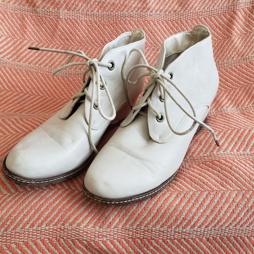Daily Shoes Cream Wedge Booties Size 11 Cottage/Boho